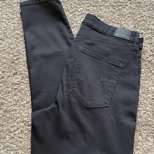 American Eagle Classic Black Skinny Jeans, Size 16